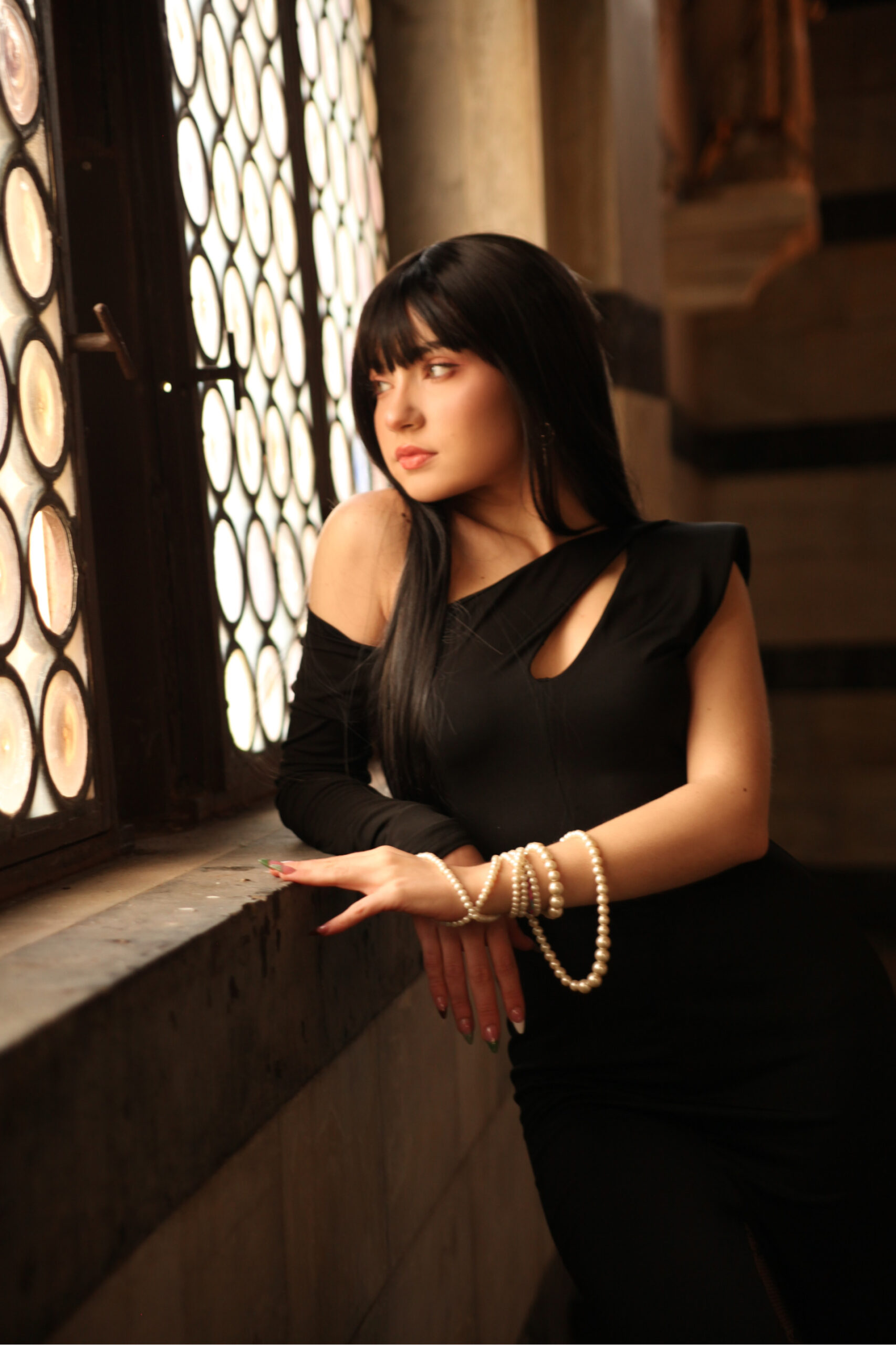 Serena Rathi Serena Rigacci, dopo X Factor sempre più in alto: un nuovo singolo con ...